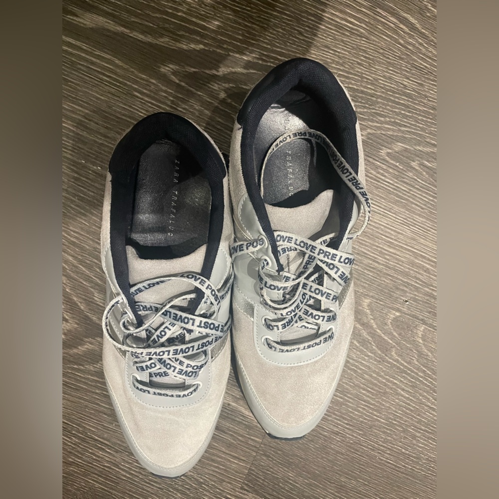 Zara Sneakers